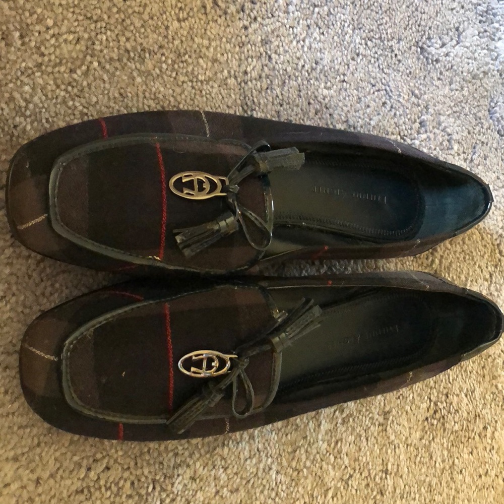 Navy checker pattern flats